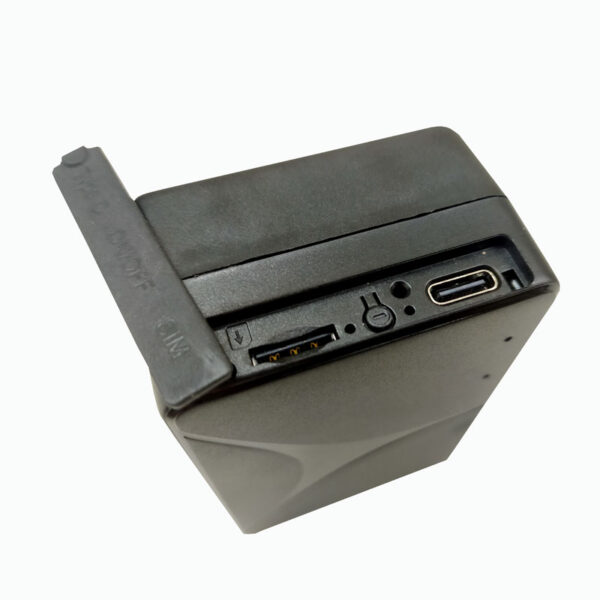 s22 portable gps tracker with audio 4